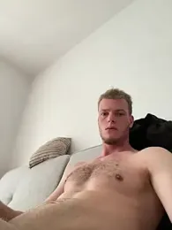 SexBoyLoveYou22 webcam stripchat model stream image