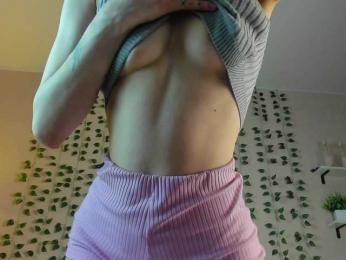 EllieRough webcam model stream image