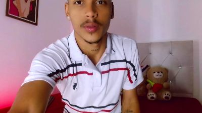 angel_foxc_ webcam model stream image