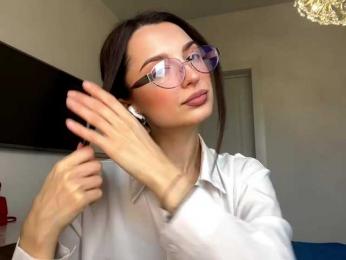 AmilyGlamour webcam model stream image