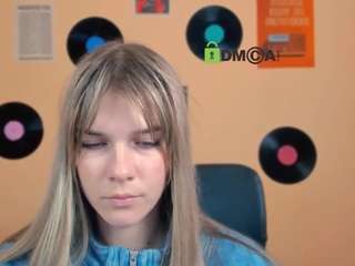 kristy-moon webcam model stream image