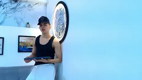 TWINKS_FRIENDS webcam model stream image