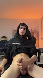 Sebastian_Reed webcam stripchat model stream image