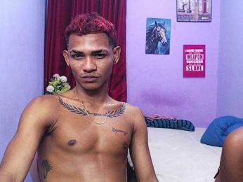 blacktwinks webcam model stream image
