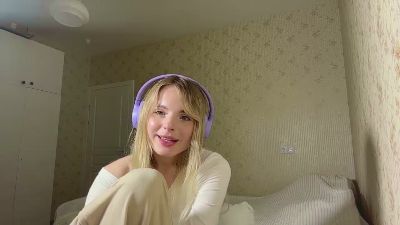 CarlottaMilano webcam model stream image