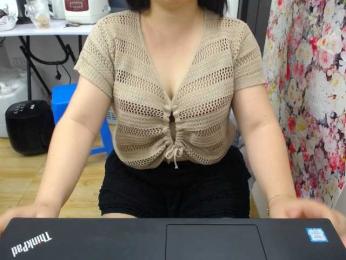 --Luna-- webcam model stream image