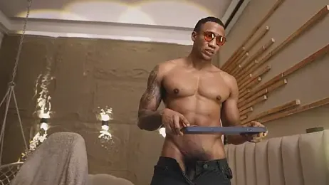 Logan_Varela webcam model stream image