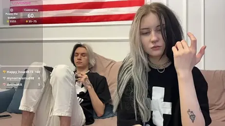 VeryRare_TwinS webcam model stream image