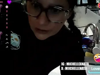 miichellemalvoa webcam model stream image