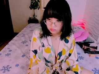 Liana Yun webcam model stream image