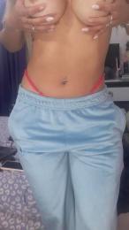 Abyy_1 webcam model stream image