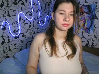 YourEmilie webcam model stream image