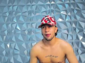 xxxplosive_couple webcam model stream image