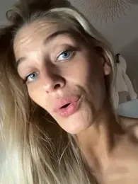 Bellalolahot webcam model stream image