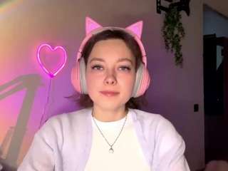 lesliemanning webcam model stream image