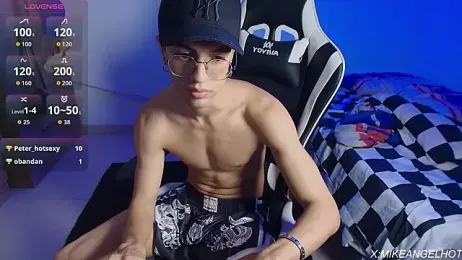 Angelligth webcam model stream image