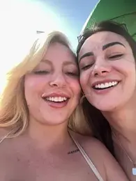 Juuhschmitt webcam model stream image