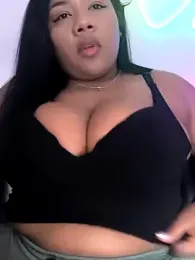 paola091 webcam stripchat model stream image