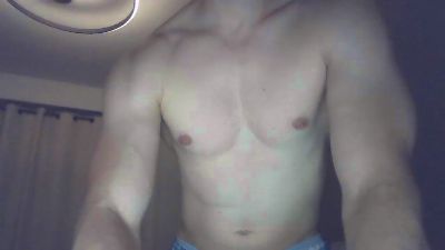 hotcarl_ webcam model stream image