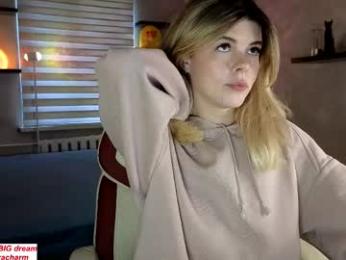 charming__kitty webcam model stream image