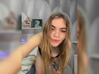 -Tiki-Riki- webcam bongacams model stream image