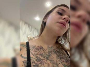 -Tiki-Riki- webcam bongacams model stream image