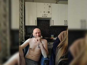 Innokentiy449 webcam bongacams model stream image