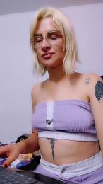 Youlittlestar28 webcam model stream image