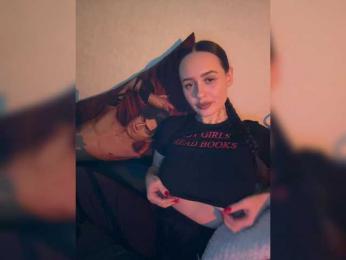 Italianka webcam bongacams model stream image