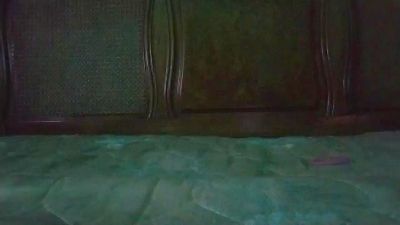 Offwhiteclouds webcam model stream image