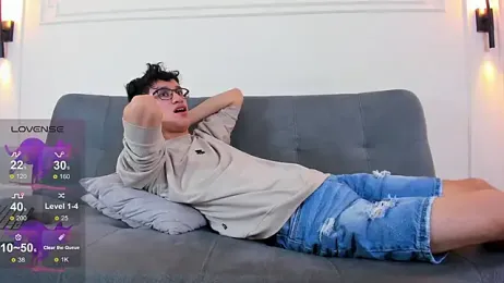 Cum_hunters webcam stripchat model stream image