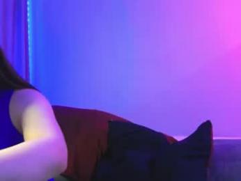 lucymuur webcam model stream image