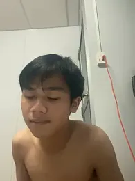 Shin210 webcam model stream image