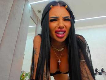 BritneyCharm webcam bongacams model stream image