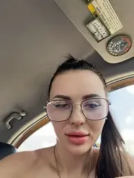 PrincessaHill_ webcam model stream image