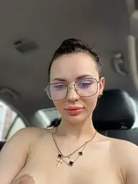 PrincessaHill_ webcam model stream image