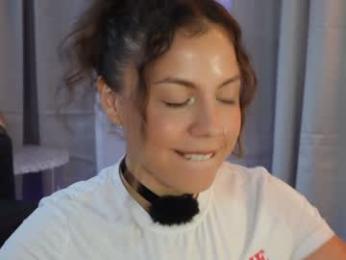 alondra_on_fire webcam chaturbate model stream image