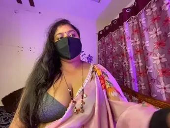 LouleyRanii webcam model stream image