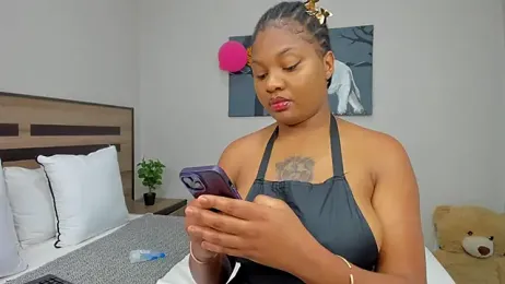 Renee-18 webcam model stream image