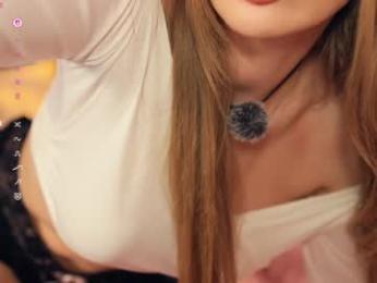 _lovly webcam model stream image