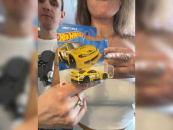 Easy-Li webcam model stream image