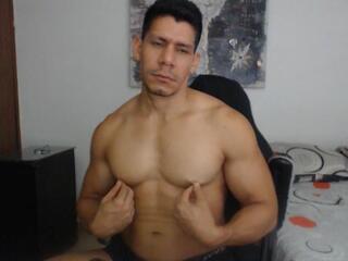 Manolo Vega webcam flirt4free model stream image