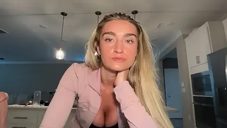 meggsworld webcam stripchat model stream image