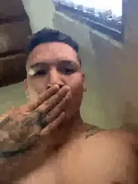 lucassimone_ webcam model stream image