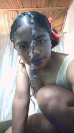 Lorras webcam model stream image