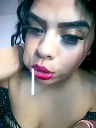 Yemaly_Lee webcam model stream image