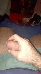 Looper72 webcam model stream image