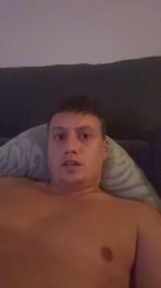 Enriico899 webcam model stream image