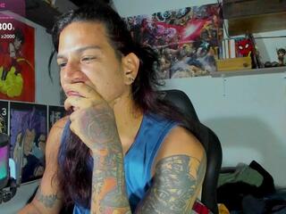 Dareth View webcam model stream image