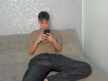 cute_boys18 webcam model stream image
